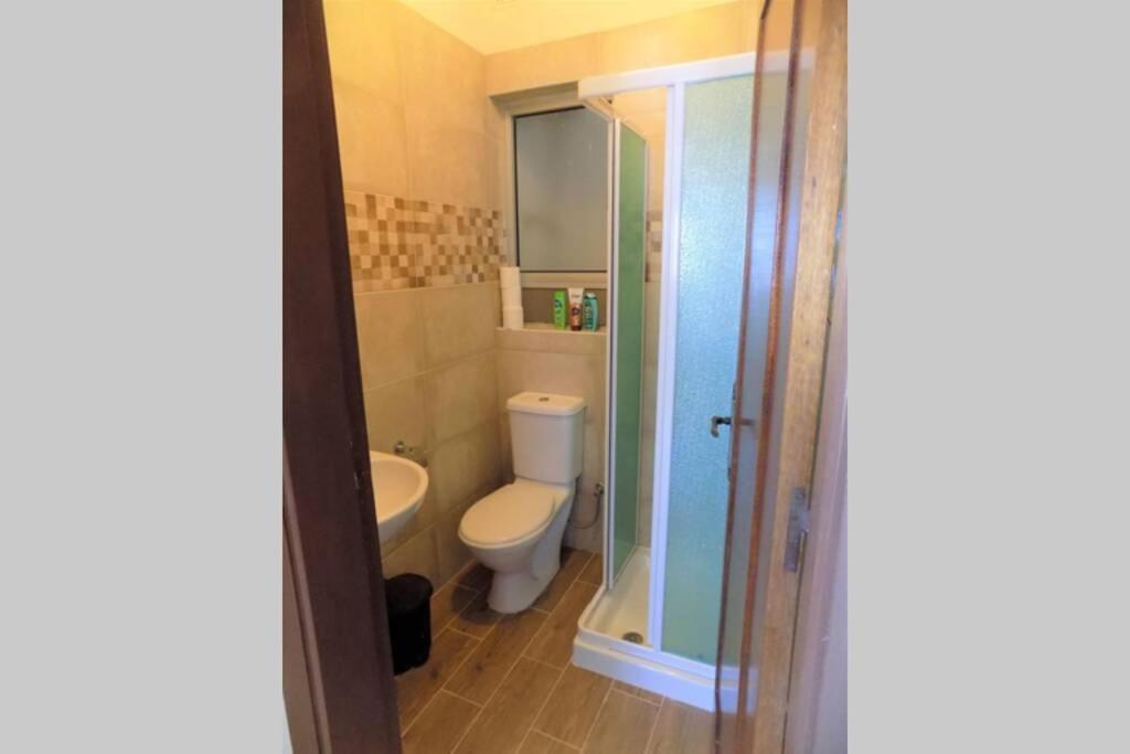 Sunshine Holiday Apartment 5 With Spectacular Seaviews เซนต์พอลส์เบย์ ภายนอก รูปภาพ
