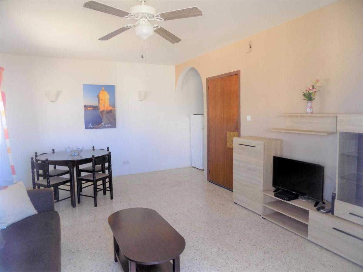 Sunshine Holiday Apartment 5 With Spectacular Seaviews เซนต์พอลส์เบย์ ภายนอก รูปภาพ