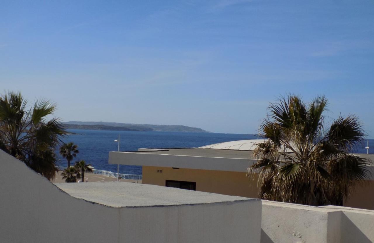 Sunshine Holiday Apartment 5 With Spectacular Seaviews เซนต์พอลส์เบย์ ภายนอก รูปภาพ