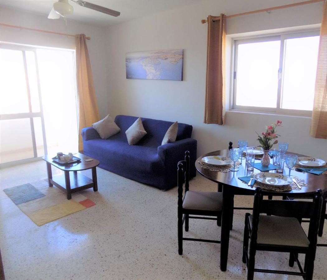 Sunshine Holiday Apartment 5 With Spectacular Seaviews เซนต์พอลส์เบย์ ภายนอก รูปภาพ