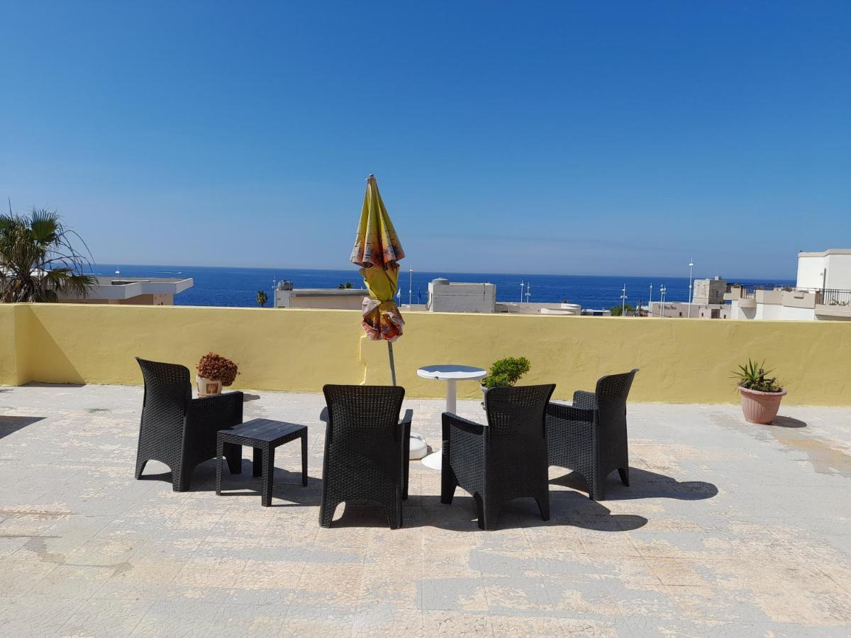 Sunshine Holiday Apartment 5 With Spectacular Seaviews เซนต์พอลส์เบย์ ภายนอก รูปภาพ